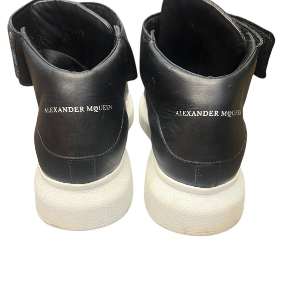 Alexander McQueen main image 5